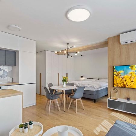 Apartmán Lam Concrete - Ac - Balcony Bratislava Exteriér fotografie