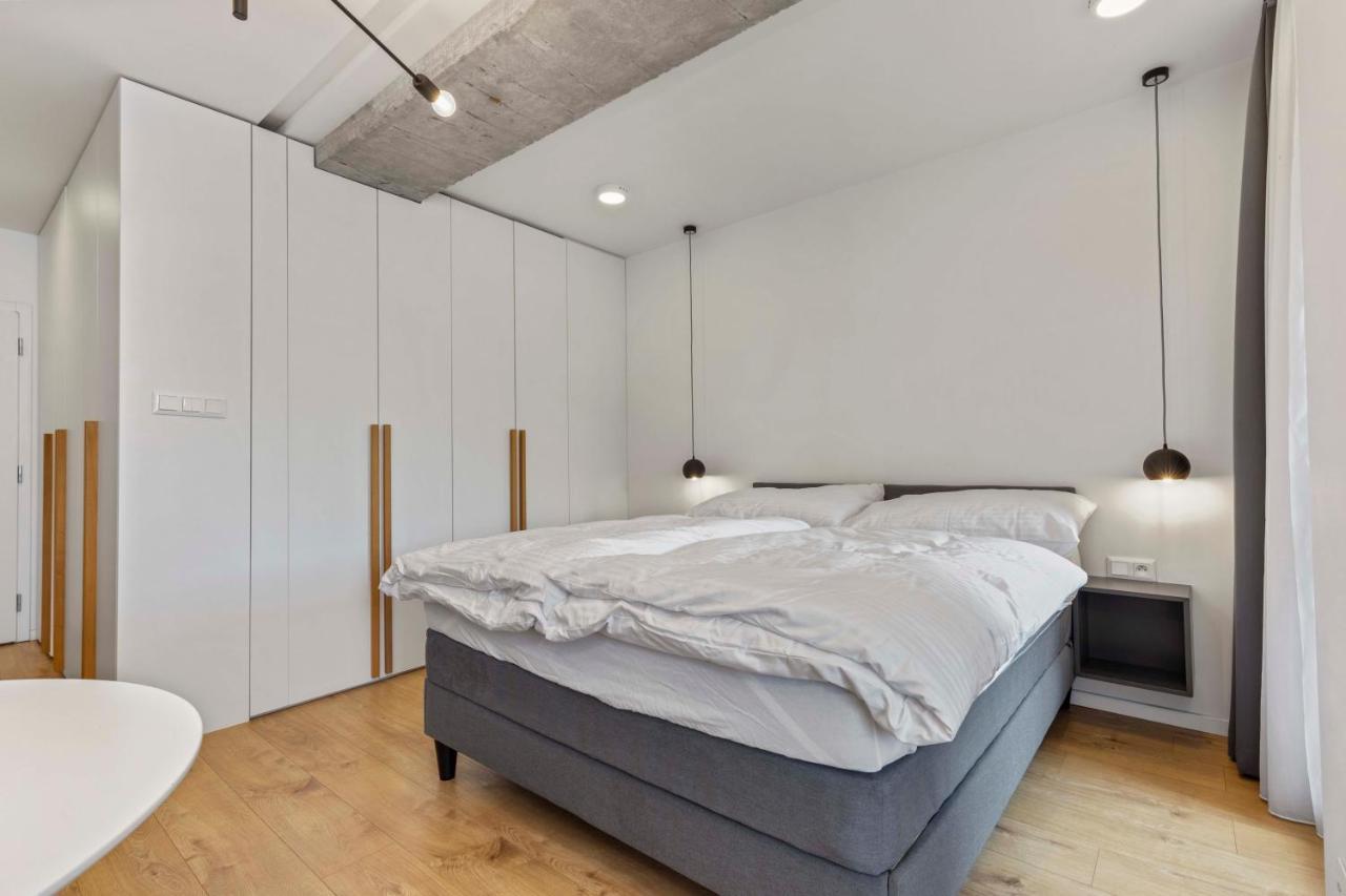 Apartmán Lam Concrete - Ac - Balcony Bratislava Exteriér fotografie